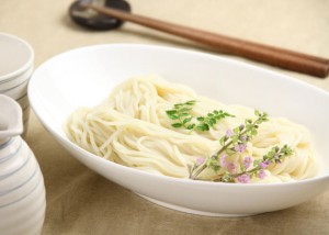 うどん、そうめん、ひやむぎの違い