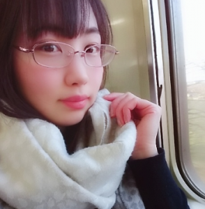 白葉まり